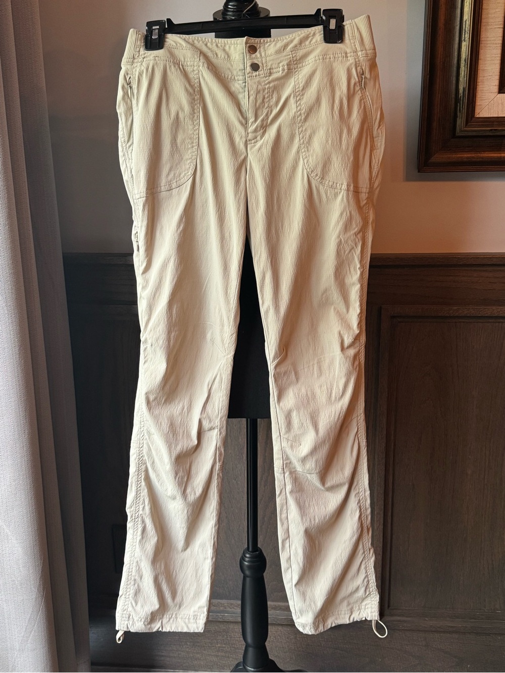 Athleta Trekkie hiking walking pants sz 4